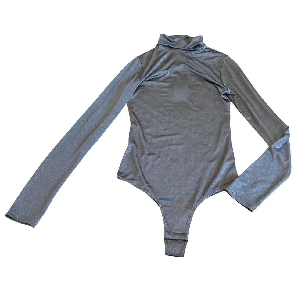 BCBGMaxAzria Turtleneck Bodysuit Shimmer Stretch Grey Long Sleeve Stretch XS NWT - Picture 2 of 15